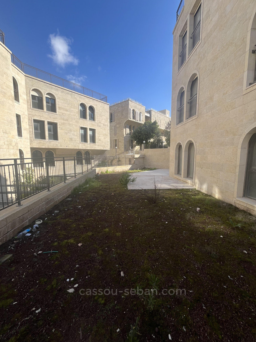 Ground floor 5 rooms Jerusalem Mamila 144-IBL-634